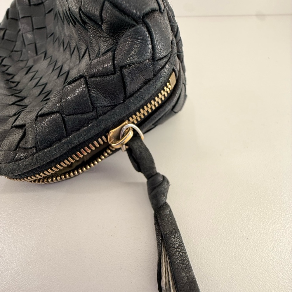 Pre Owned Bottega Veneta Black Woven Cosmetic Bag - Picture 4 of 6